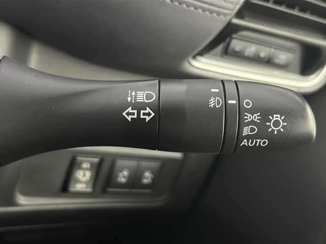 日産 セレナ ハイウェイスター V 福島県 2020(令2)年 2.7万km ダイヤモンドブラック /禁煙車//純正１０型ナビ//全周囲カメラ/フルセグ/／ＥＴＣ/／両側電動スライドドア/／衝突軽減装置/／クルーズコントロール/／ブラインドスポットモニター/／タブルエアコン/／オートライト/／前後ドラレコ