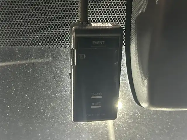 トヨタ カローラ スポーツ G Z 岡山県 2018(平30)年 4.9万km ホワイトパールクリスタルシャイン TRDエアロ/純正9インチナビ NSZT-Y66T/地デジ/Bluetooth/DVD/CD/バックカメラ /セーフティセンス /レーダークルーズコントロール/LEDヘッドライト/オートライト/オートハイビーム /プッシュスタート /スマートキー/ビルトインETC/BSM/HUD/パドルシフト /純正前ドラレコ /コーナーセンサー /純正18インチアルミホイール