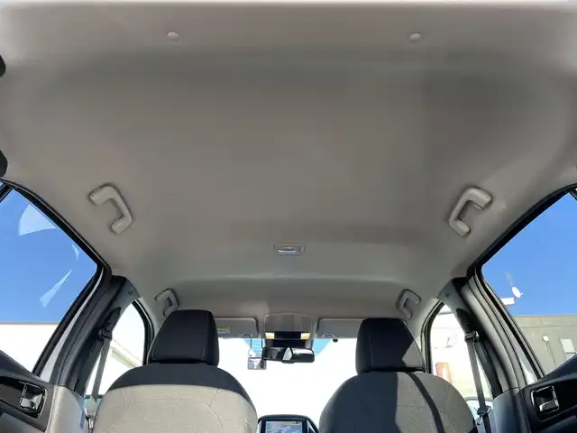 三菱 エクリプス クロス G 群馬県 2018(平30)年 1.8万km シルキーホワイト 純正７型ＳＤナビ　/フルセグ　/バックカメラ　/４ＷＤ　/パドルシフト　/ルーフレール　/前方ドラレコ　/純正１８インチＡＷ　/ＢＳＭ　/ＡＨＢ　/ＬＥＤヘッドライト　/純正フロアマット　/パーキングソナー　/本革ステアリング/S-AWC/ハンドルカバーあり/Bluetooth/ステアリングスイッチ/オートワイパー/フォグランプ/電動格納ミラー/パワーステアリング/スマートキー２本/アダプティブクルーズコントロール/アイドリングストップ