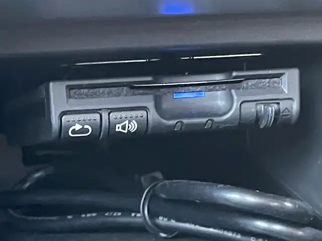 三菱 エクリプス クロス G 群馬県 2018(平30)年 1.8万km シルキーホワイト 純正７型ＳＤナビ　/フルセグ　/バックカメラ　/４ＷＤ　/パドルシフト　/ルーフレール　/前方ドラレコ　/純正１８インチＡＷ　/ＢＳＭ　/ＡＨＢ　/ＬＥＤヘッドライト　/純正フロアマット　/パーキングソナー　/本革ステアリング/S-AWC/ハンドルカバーあり/Bluetooth/ステアリングスイッチ/オートワイパー/フォグランプ/電動格納ミラー/パワーステアリング/スマートキー２本/アダプティブクルーズコントロール/アイドリングストップ