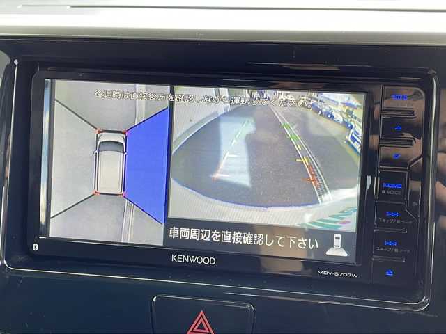 日産 デイズ ルークス ハイウェイスターターボ 岐阜県 2014(平26)年 5.7万km ホワイトパール 禁煙車/社外SDナビ/アラウンドビューモニター/両側パワースライドドア/インテリジェントキー/プッシュスタート/サーキュレーター/オートライト/HIDヘッドライト/フォグランプ/純正アルミホイール/純正フロアマット/純正ドアバイザー/ステアリングスイッチ/革巻きステアリング/オートエアコン/社外ETC/電動格納ウインカーミラー/サンシェード