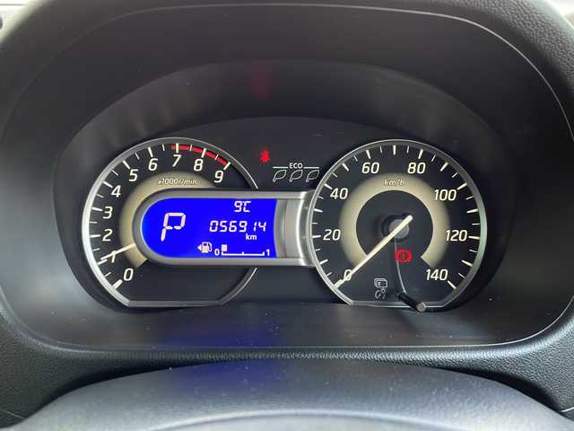 日産 デイズ ルークス ハイウェイスターターボ 岐阜県 2014(平26)年 5.7万km ホワイトパール 禁煙車/社外SDナビ/アラウンドビューモニター/両側パワースライドドア/インテリジェントキー/プッシュスタート/サーキュレーター/オートライト/HIDヘッドライト/フォグランプ/純正アルミホイール/純正フロアマット/純正ドアバイザー/ステアリングスイッチ/革巻きステアリング/オートエアコン/社外ETC/電動格納ウインカーミラー/サンシェード