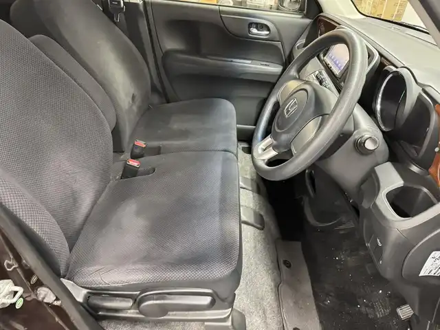 ホンダ Ｎ ＯＮＥ G Lパッケージ 三重県 2012(平24)年 9.6万km プレミアムディープモカパール ガソリン/FF/インパネCVT/イクリプス 7インチナビ AVN558HD/（AM/FM/CD/DVD/MUSIC JUKE/iPod/VTR/AUX）/ETC/安全/VSA/●ABS：アンチロックブレーキシステム/●TCS：トラクションコントロールシステム/●横すべり抑制/・ヒルスタートアシスト機能（坂道発進支援）/装備/・プロジェクタータイプディスチャージヘッドライト〈HID〉 /・オートライトシステム/・フルオートエアコン/・カーテンエアバッグシステム（前席/後席対応）/・電動格納ドアミラー（LEDウインカーランプ付）/・プッシュスタート/・14インチスチールホイール＋純正ホイールキャップ/・スマートキー