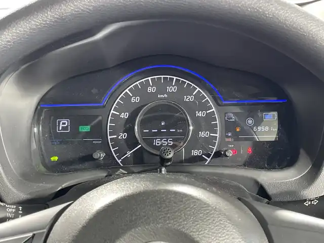 日産 ノート e－パワー X 神奈川県 2019(平31)年 7万km スーパーブラック 社外7型SDナビゲーション【AVN-P9W】/Bluetooth　フルセグ CD DVD SD/レーンキープアシスト/前方ドライブレコーダー/ステアリングリモコン/ETC/社外フロアマット/プッシュスタート/スマートキー/スペアキー/シートリフター/電格ミラー/ウィンカーミラー/フォグランプ/純正15インチアルミホイル
