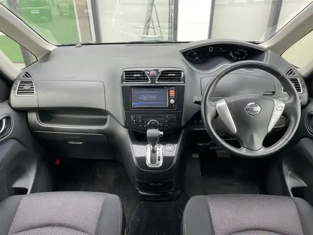 日産 セレナ ハイウェイスター 道南・函館 2013(平25)年 5.9万km スーパーブラック 純正ナビ/フルセグＴＶ/両側パワースライドドア/バックカメラ/ＥＴＣ/クルーズコントロール/アイドリングストップ/オートライト/スマートキー/ドライブレコーダー/ウォークスルー