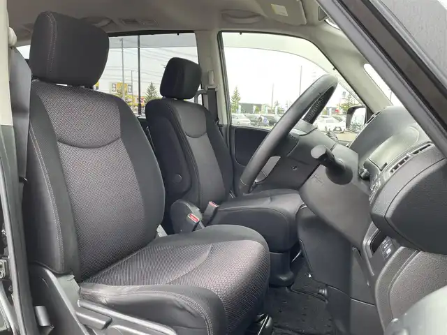 日産 セレナ ハイウェイスター 道南・函館 2013(平25)年 5.9万km スーパーブラック 純正ナビ/フルセグＴＶ/両側パワースライドドア/バックカメラ/ＥＴＣ/クルーズコントロール/アイドリングストップ/オートライト/スマートキー/ドライブレコーダー/ウォークスルー