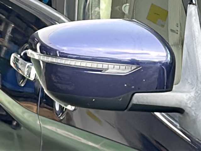 日産 セレナ ハイウェイスター プロパイロットED 京都府 2016(平28)年 8.4万km アズライトブルー バックカメラ　ＥＴＣ　両側電動スライド　純正ＳＤナビ　フルセグテレビ　後席モニター　ＬＥＤヘッドライト　クルーズコントロール　追従走行　プロパイロット　３列シート　ウォークスルー　前後コーナーセンサー
