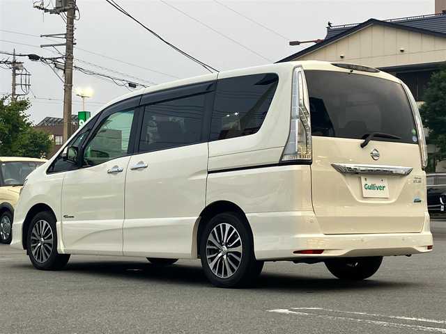日産 セレナ ハイウェイS S HV Aセーフ 静岡県 2014(平26)年 6.8万km ブリリアントホワイトパール エンジンスタートボタン/パワースライドドア/パワーウィンドウ/取扱説明書/アイドリングストップ/スマートキー/スペアキー１本/Wオートエアコン/クルーズコントロール/フリップダウンモニター/純正ETC/純正SDナビ（CD/DVD/フルセグ）/全方位カメラ/三列シート/ウォークスルー/純正フロアマット/純正アルミホイール/左側パワースライドドア/右側スライドドア/ABS/横滑り防止装置/レーンキープアシスト/コーナーセンサー前後/オートライト/LEDヘッドライト/Wエアバック/衝突軽減システム