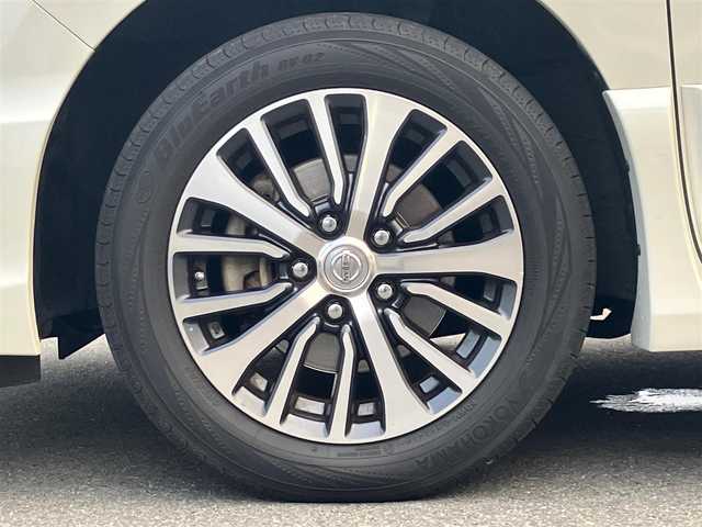 日産 セレナ ハイウェイS S HV Aセーフ 静岡県 2014(平26)年 6.8万km ブリリアントホワイトパール エンジンスタートボタン/パワースライドドア/パワーウィンドウ/取扱説明書/アイドリングストップ/スマートキー/スペアキー１本/Wオートエアコン/クルーズコントロール/フリップダウンモニター/純正ETC/純正SDナビ（CD/DVD/フルセグ）/全方位カメラ/三列シート/ウォークスルー/純正フロアマット/純正アルミホイール/左側パワースライドドア/右側スライドドア/ABS/横滑り防止装置/レーンキープアシスト/コーナーセンサー前後/オートライト/LEDヘッドライト/Wエアバック/衝突軽減システム