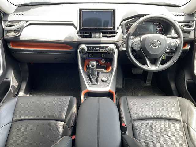 トヨタ ＲＡＶ４ アドベンチャー 長野県 2020(令2)年 5.6万km アーバンカーキ ４WD/Toyota Safety Sense /レザーシート/純正９インチナビフルセグTV/バックカメラ/ビルトインETC/ドライブレコーダー/パワーバックドア/シートヒーター /ステアリングヒーター