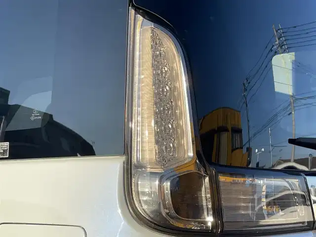 スズキ スペーシア カスタム Z 佐賀県 2017(平29)年 9.9万km クリスタルホワイトP こちらは現金またはオートローンご利用時の価格です/自社ローンご希望の方は別途その旨お申付け下さい/カロッツェリアナビ ＴＶ ＢＴオーディオ　　/バックカメラ　/両側電動スライドドア