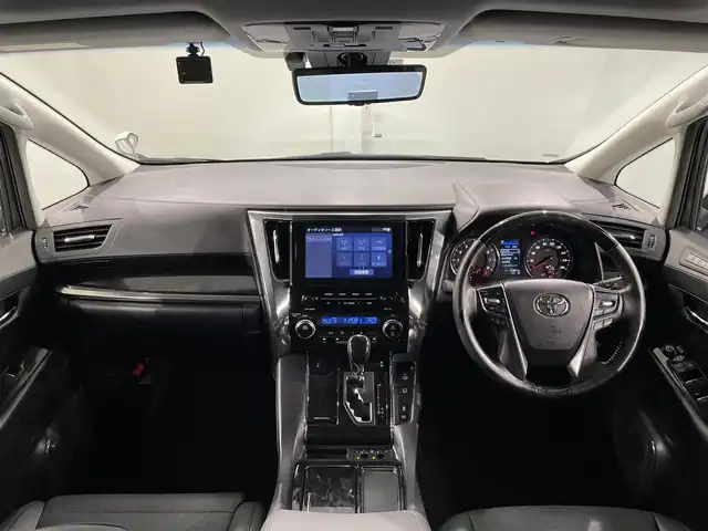 トヨタ アルファード S Cパッケージ 愛知県 2022(令4)年 3.2万km ホワイトパールクリスタルシャイン 純正9インチディスプレイオーディオナビ/Wサンルーフ/純正12.1インチフリップダウンモニター/モデリスタフルエアロ/衝突軽減ブレーキ/両側電動スライドドア/レーダークルーズコントロール/100V電源/三眼LEDヘッドライト/ビルトインETC2.0/シートヒーター/エアシート/バックカメラ/ドライブレコーダー/デジタルインナーミラー/ブラインドスポットモニター/ステアリングヒーター/パワーシート/電動リアゲート/フルセグTV/Bluetooth/コーナーセンサー/レーンキープアシスト/オートハイビーム/プッシュスタート/USB接続/スマートキー/DVDデッキ/純正アルミホイール/オートライト/シーケンシャル/後期モデル/合皮シート/ウィンカーミラー/電動格納ミラー/Wエアコン/オットマン/運転席メモリ機能付きパワーシート/パーキングサポートブレーキ/ロードサインアシスト/先行車発進告知/電動パーキングブレーキ/オートブレーキホールド/横滑り防止装置