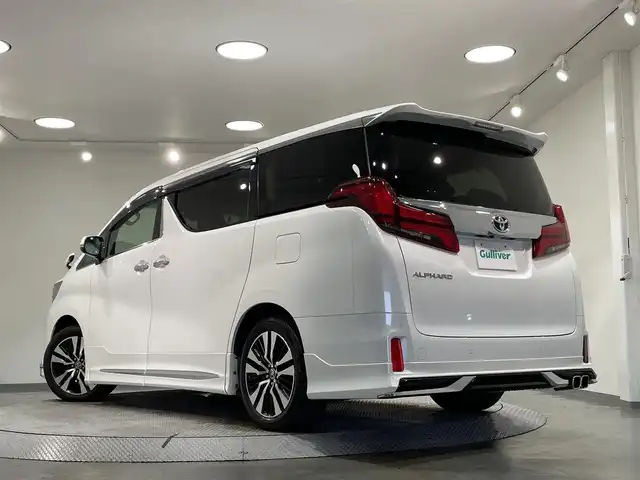 トヨタ アルファード S Cパッケージ 愛知県 2022(令4)年 3.2万km ホワイトパールクリスタルシャイン 純正9インチディスプレイオーディオナビ/Wサンルーフ/純正12.1インチフリップダウンモニター/モデリスタフルエアロ/衝突軽減ブレーキ/両側電動スライドドア/レーダークルーズコントロール/100V電源/三眼LEDヘッドライト/ビルトインETC2.0/シートヒーター/エアシート/バックカメラ/ドライブレコーダー/デジタルインナーミラー/ブラインドスポットモニター/ステアリングヒーター/パワーシート/電動リアゲート/フルセグTV/Bluetooth/コーナーセンサー/レーンキープアシスト/オートハイビーム/プッシュスタート/USB接続/スマートキー/DVDデッキ/純正アルミホイール/オートライト/シーケンシャル/後期モデル/合皮シート/ウィンカーミラー/電動格納ミラー/Wエアコン/オットマン/運転席メモリ機能付きパワーシート/パーキングサポートブレーキ/ロードサインアシスト/先行車発進告知/電動パーキングブレーキ/オートブレーキホールド/横滑り防止装置