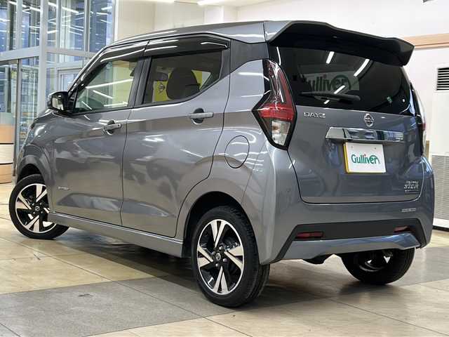 日産 デイズ ハイウェイスターG ターボ 道央・札幌 2019(令1)年 3万km チタニウムグレーメタリック ・ワンオーナー/・4WD/・ターボ/・純正9インチナビ/・フルセグTV/DVD/CD/SD/BT/・アラウンドビューモニター/・純正エンジンスターター/・エマージェンシーブレーキ/・車線逸脱警報/・パーキングセンサー/・前席シートヒーター/・アイドリングストップ/・ETC/・LEDヘッドライト/・フロントフォグ/・プッシュスタート/・インテリジェントキー/・ドアバイザー/・電格ミラー