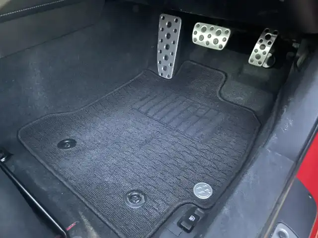 トヨタ ８６ GT 群馬県 2020(令2)年 4.2万km ピュアレッド 社外パナソニックナビ　CN-RE06WD/・CD/DVD/SD/Bluetooth/フルセグTV/＝＝＝＝＝/ＴＲＤエアロ　ＨＫＳマフラー　ＨＫＳサスペンション　７型ナビ　バックカメラ　ドライブレコーダー　ＥＴＣ　ＬＥＤヘッドライト　オートライト　フォグランプ　パドルシフト　スマートキ　プッシュスタート　禁煙