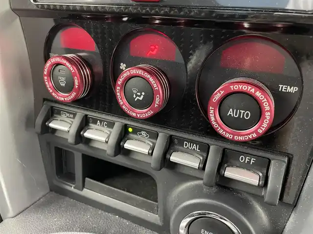 トヨタ ８６ GT 群馬県 2020(令2)年 4.2万km ピュアレッド 社外パナソニックナビ　CN-RE06WD/・CD/DVD/SD/Bluetooth/フルセグTV/＝＝＝＝＝/ＴＲＤエアロ　ＨＫＳマフラー　ＨＫＳサスペンション　７型ナビ　バックカメラ　ドライブレコーダー　ＥＴＣ　ＬＥＤヘッドライト　オートライト　フォグランプ　パドルシフト　スマートキ　プッシュスタート　禁煙