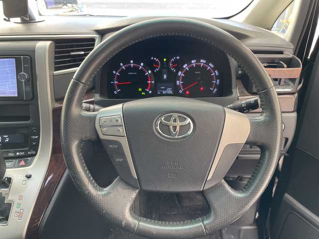 トヨタ ヴェルファイア 2．4Z 愛知県 2014(平26)年 8.3万km ブラック 純正ナビ/フリップダウンモニター/HIDヘッドライト/ETC/バックカメラ/両側パワースライドドア/純正アルミホイール/リアオートエアコン/ステアリングスイッチ/スマートキー/プッシュスタート