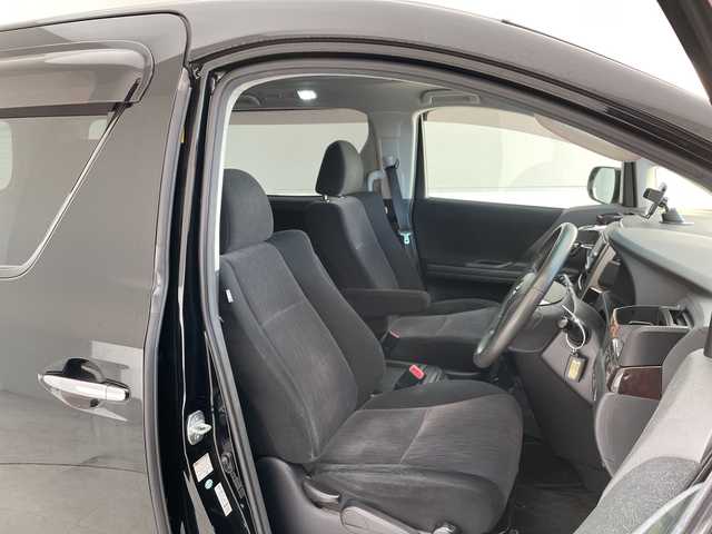 トヨタ ヴェルファイア 2．4Z 愛知県 2014(平26)年 8.3万km ブラック 純正ナビ/フリップダウンモニター/HIDヘッドライト/ETC/バックカメラ/両側パワースライドドア/純正アルミホイール/リアオートエアコン/ステアリングスイッチ/スマートキー/プッシュスタート