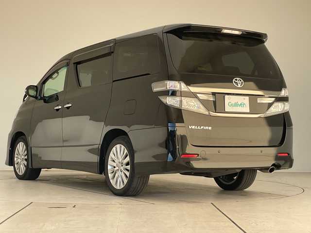 トヨタ ヴェルファイア 2．4Z 愛知県 2014(平26)年 8.3万km ブラック 純正ナビ/フリップダウンモニター/HIDヘッドライト/ETC/バックカメラ/両側パワースライドドア/純正アルミホイール/リアオートエアコン/ステアリングスイッチ/スマートキー/プッシュスタート