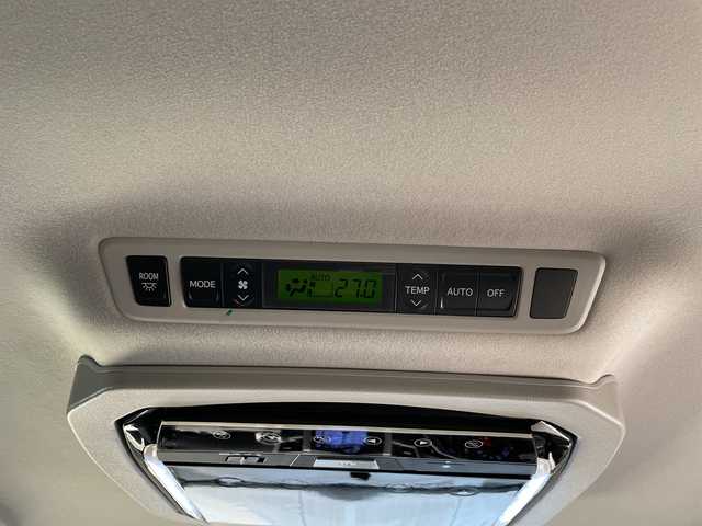 トヨタ ヴェルファイア 2．4Z 愛知県 2014(平26)年 8.3万km ブラック 純正ナビ/フリップダウンモニター/HIDヘッドライト/ETC/バックカメラ/両側パワースライドドア/純正アルミホイール/リアオートエアコン/ステアリングスイッチ/スマートキー/プッシュスタート