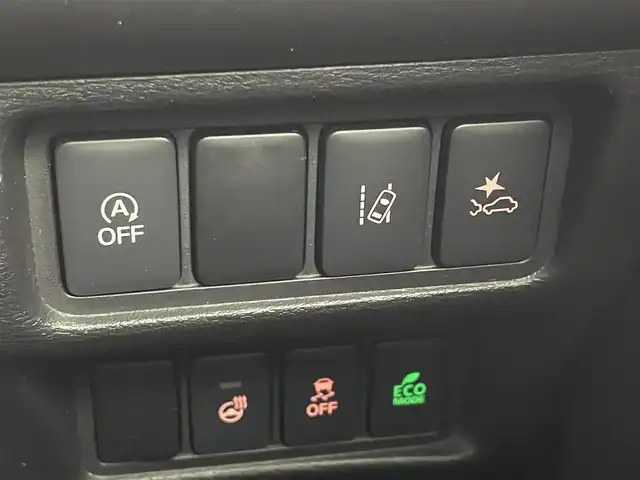 三菱 デリカＤ：５ P 福井県 2023(令5)年 2.1万km ホワイトダイヤモンド ４WD/純正10.1インチナビ/【AM/FM/CD/DVD/Bluetooth/フルセグTV】/【USB】/マルチアラウンドモニター/ETC/両側パワースライドドア/パワーバックドア/パワーシート（運転席）/シートカバー/プッシュスタート/スマートキー/オートライト/LEDヘッドライド/ハンドルヒーター/シートヒーター（運転席/助手席）