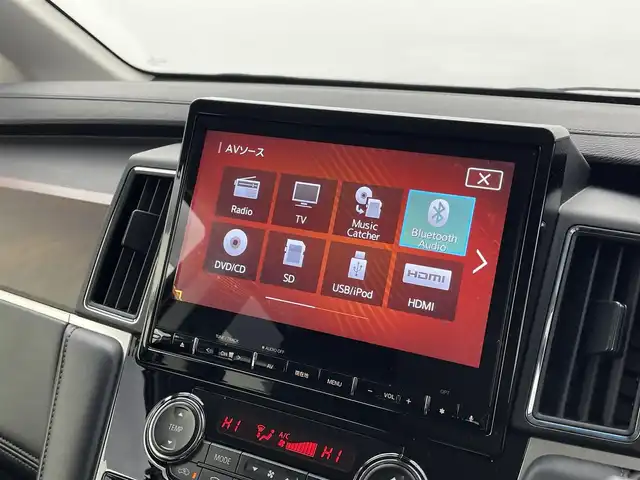 三菱 デリカＤ：５ P 福井県 2023(令5)年 2.1万km ホワイトダイヤモンド ４WD/純正10.1インチナビ/【AM/FM/CD/DVD/Bluetooth/フルセグTV】/【USB】/マルチアラウンドモニター/ETC/両側パワースライドドア/パワーバックドア/パワーシート（運転席）/シートカバー/プッシュスタート/スマートキー/オートライト/LEDヘッドライド/ハンドルヒーター/シートヒーター（運転席/助手席）