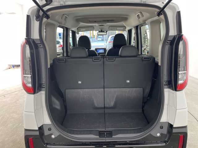 三菱 デリカミニ G プレミアム 兵庫県 2024(令6)年 1.4万km アメジストブラック/シルキーホワイト ・社外ナビ/Bluetooth/USB/AUX/・全方位カメラ/・ETC/・マイパイロット/・衝突軽減ブレーキ/・車線逸脱警報/・車線逸脱防止支援/・レーダークルーズコントロール/・オートハイビーム/・先行車発進お知らせ/・標識認識機能/・前後ソナー/・ふらつき警報/・両側パワースライドドア/・ハーフレザー/・前席シートヒーター/・ステアリングヒーター/・デジタルインナーミラー/・LEDヘッドライト/・ルーフレール/・純正15インチアルミホイール/・スマートキー