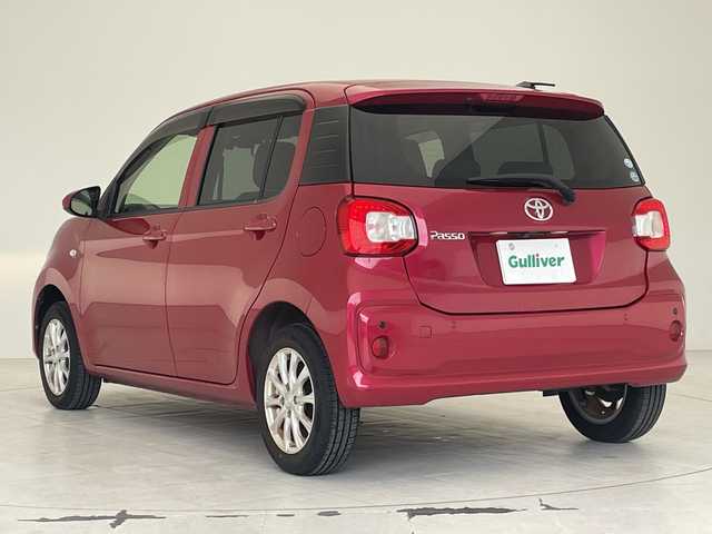 トヨタ パッソ X Lパッケージ S 沖縄県 2017(平29)年 5万km マゼンタベリーマイカM 純正ナビ（NSCD-W66）/（ワンセグＴＶ　Ｂｌｕｅｔｏｏｔｈ　CD）/バックカメラ/ドライブレコーダー/前後コーナーセンサー/プッシュスタート/スマートキー/純正フロアマット/アイドリングストップ/ドアバイザー/社外アルミホイール/取扱説明書/スペアキー