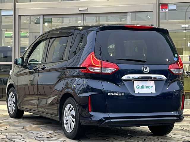 ホンダ フリード＋ G ホンダセンシング 静岡県 2020(令2)年 5.9万km ミッドナイトブルービームM 社外9型メモリーナビ/・CD/DVD/・SD/MSV/・FM/AM/・Bluetooth/・USB/・フルセグTV/主要装備/・両側パワースライドドア/・スマートキー/・プッシュスタート/・レーンキープアシスト/・LEDヘッドライト/・ホンダセンシング/・ビルトインETC/・運転席＆助手席シートヒーター/ ・プラズマクラスターAAC