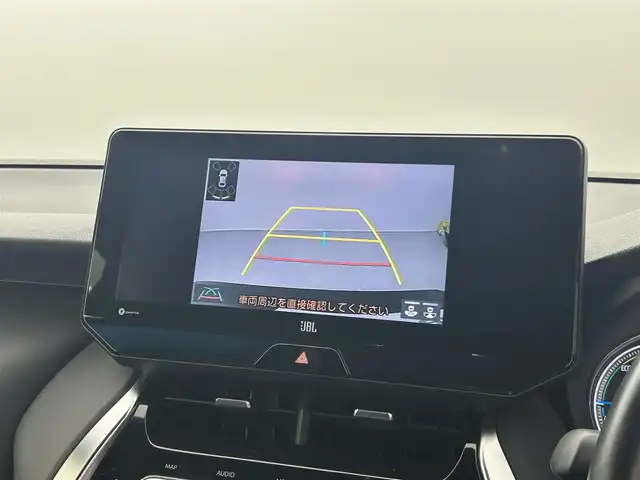 トヨタ ハリアー ハイブリッド Z レザーパッケージ 福井県 2021(令3)年 2.5万km ブラック 純正ディスプレイオーディオ/【Bluetooth/MiraCast/USB/AUX/AM/FM】/JBLサウンドシステム/バックカメラ /衝突軽減ブレーキ/ブラインドスポットモニター/ヘッドアップディスプレイ/レーンキープアシスト/デジタルインナーミラー/ハーフレザーシート/パワーシート （運転席/助手席）/メモリーシート（運転席）/シートヒーター （運転席/助手席）/エアーシート/革巻きステアリング/ステアリングヒーター/ステアリングチルド機構/パワーバックドア/ウィンカー付き電動格納式ミラー/LEDヘッドライド/フォグランプ/オートライト /オートマチックハイビーム/コーナーセンサー/純正１９インチアルミ
