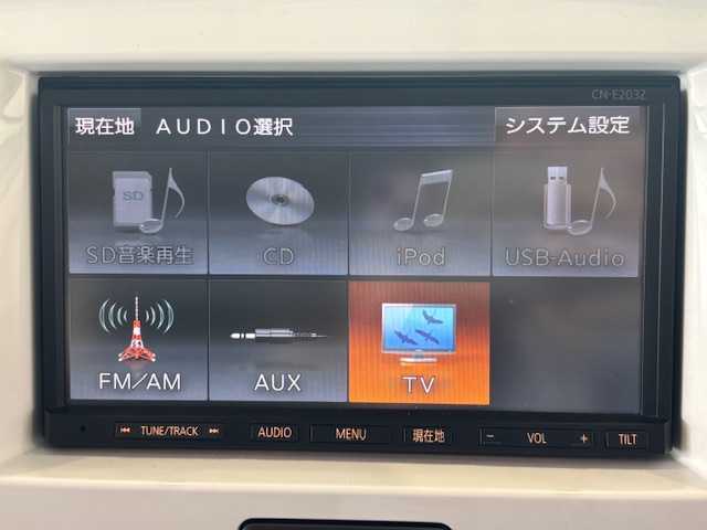 スズキ ハスラー G 埼玉県 2018(平30)年 5.3万km ブルーイッシュブラックパール3 レーダーブレーキサポート/純正ナビ/　　CD/ワンセグ/シートヒーター/アイドリングストップ/プッシュスタート/オートエアコン/スマートキー/禁煙車