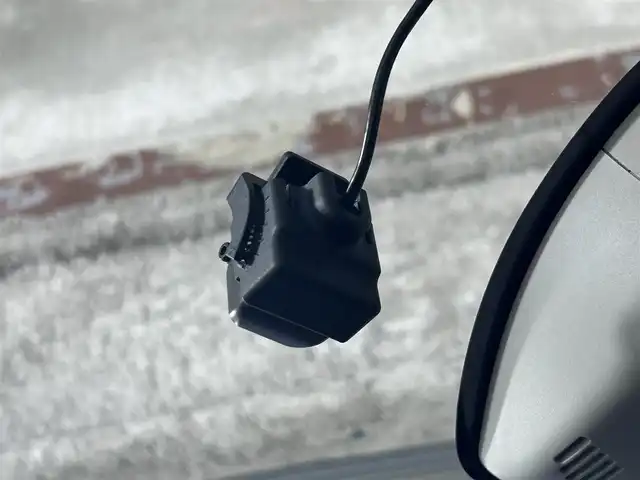 ルノー キャプチャー インテンス 佐賀県 2020(令2)年 7.5万km ベージュ 社外7インチナビ/フルセグTV/DVD/Bluetooth/バックカメラ/クルーズコントロール/オートライト/パーキングソナー/LEDヘッドライト/フォグライト/前方ドライブレコーダー/ETC/ステアリングスイッチ/ハーフレザーシート/純正17インチアルミホイール/スマートキー/電動格納ミラー/純正ドアバイザー/ISOFIX対応シート/プッシュスタート/スマートキー