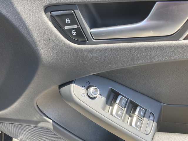 アウディ Ａ４ アバント 2．0 TFSIクワトロ 福島県 2014(平26)年 2.1万km ムーンライトブルーパールエフェクト 外部検査実施済み/ワンオーナー/4WD/ターボ/純正HDDナビ/(DVD/フルセグTV/Bluetooth/MSV)/バックカメラ/ビルトインETC/前後ドライブレコーダー/レザーシート/前席パワーシート/前席シートヒーター/ブラインドスポットモニター/横滑り防止機能/アダプティブクルーズコントロール/アクティブレーンアシスト/Audiブレーキプレワーニング/純正17インチアルミホイール/スマートキー/HIDヘッドライト/パドルシフト/カーテンエアバック/スペアキー1本/保証書/取扱説明書