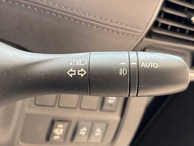 日産 セレナ ハイウェイスター V 埼玉県 2020(令2)年 4.2万km ブリリアントホワイトパール エマージェンシーブレーキ/フリップダウンモニター/純正10インチナビ/　　CD/DVD/フルセグ/USB/アラウンドビューモニター/サイドカメラ/バックカメラ/両側パワースライドドア/レーダークルーズコントロール/LEDヘッドライト/純正16インチアルミホイール/プッシュスタート/アイドリングストップ/ビルトインETC