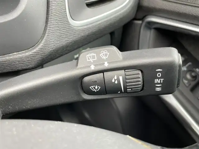 ボルボ Ｖ４０ クロスカントリー T5 AWD 青森県 2014(平26)年 7.2万km ブラックサファイアメタリック アクティブクルーズコントロール/BLIS/パワーシート/シートメモリー/シートヒーター/コーナーセンサー/純正ナビ/（Bluetooth/AM/FM）/スマートキー/ダウンヒルアシスト/レーンキープ/前方衝突警告/ETC/オートライト/リアガラスヒーター/ルーフレール/エンジンプッシュスターター/ABS/純正１７インチＡＷ/社外アルミホール冬タイヤ積み込み/取扱説明書/保証書