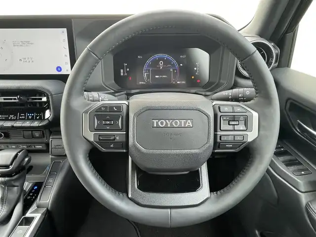 トヨタ ランドクルーザー ２５０ VX 茨城県 2024(令6)年 0.2万km ブラック ワンオーナー/純正メモリーナビ/全方位カメラ/フルセグテレビ/デジタルインナーミラー/セーフティセンス/サンルーフ/黒レザーシート/パワーバックドア/三眼LEDヘッドライト/ルーフレール/シートヒーター/エアーシート/ハンドルヒーター/ダウンヒルアシスト/ETC2.0