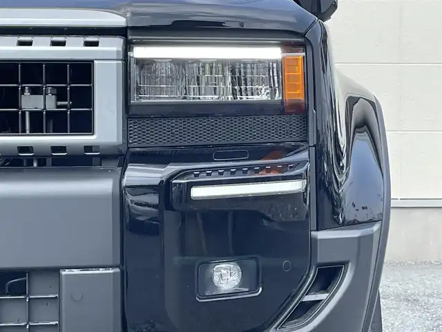 トヨタ ランドクルーザー ２５０ VX 茨城県 2024(令6)年 0.2万km ブラック ワンオーナー/純正メモリーナビ/全方位カメラ/フルセグテレビ/デジタルインナーミラー/セーフティセンス/サンルーフ/黒レザーシート/パワーバックドア/三眼LEDヘッドライト/ルーフレール/シートヒーター/エアーシート/ハンドルヒーター/ダウンヒルアシスト/ETC2.0