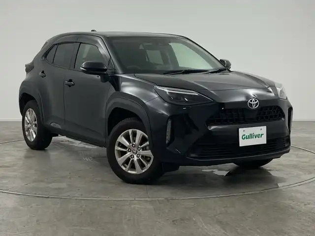 トヨタ ヤリスクロス G 群馬県 2023(令5)年 2.2万km ブラックマイカ ワンオーナー/プッシュスタート/スマートキー/スペアキー/レーダークルーズコントロール/ビルトインETC2.0/バックカメラ/ディスプレイオーディオ/純正アルミホイール/コーナーセンサー/レーンキープアシスト/オートライト/オートマチックハイビーム/LEDヘッドライト