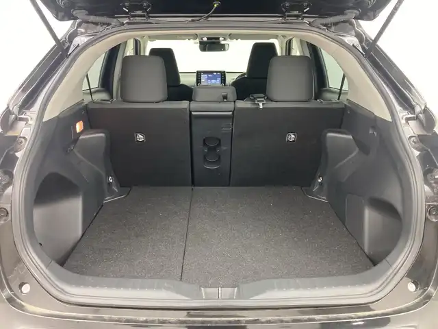 トヨタ ヤリスクロス G 群馬県 2023(令5)年 2.2万km ブラックマイカ ワンオーナー/プッシュスタート/スマートキー/スペアキー/レーダークルーズコントロール/ビルトインETC2.0/バックカメラ/ディスプレイオーディオ/純正アルミホイール/コーナーセンサー/レーンキープアシスト/オートライト/オートマチックハイビーム/LEDヘッドライト