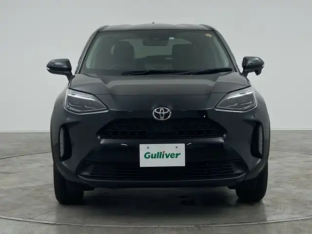 トヨタ ヤリスクロス G 群馬県 2023(令5)年 2.2万km ブラックマイカ ワンオーナー/プッシュスタート/スマートキー/スペアキー/レーダークルーズコントロール/ビルトインETC2.0/バックカメラ/ディスプレイオーディオ/純正アルミホイール/コーナーセンサー/レーンキープアシスト/オートライト/オートマチックハイビーム/LEDヘッドライト