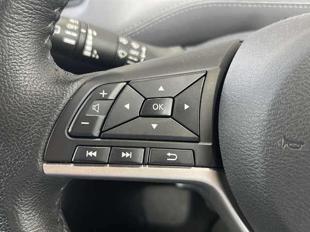 日産 セレナ e－パワー ハイウェイスター V 静岡県 2023(令5)年 3.1万km ブリリアントホワイトパール 純正ナビ/・iPod/・SD/・FM/AM/・フルセグTV/・USB/・Bluetooth/・CD/DVD/・SD録音/主要装備/・アラウンドビューモニター/・後席フリップダウンモニター/・ドライブレコーダー/・デジタルインナーミラー/・プロパイロット/・ハンズフリーパワスラ/・前席シートヒーター/・ステアリングヒーター/・オートライト/・サイドカーテンエアバッグ/・エマージェンシーブレーキ/・リアエアコン