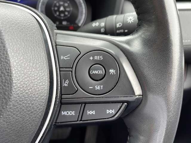 トヨタ ＲＡＶ４ 福井県 2024(令6)年 1.9万km プラチナホワイトパールマイカ ワンオーナー /パノラマルーフ/4WD/純正メモリナビゲーション/(Bluetooth)/フルセグテレビ /360°カメラ/黒革シート/プリクラッシュセーフティ/アダプティブクルーズコントロール/ブラインドスポットモニター/レーンキープアシスト/D席パワーシート /（シートメモリ付き）/USBポート/充電ポート/ETC2.0/ルーフレール/デジタルインナーミラー/純正18インチアルミホイール/LEDヘッドライト/LEDフォグランプ/クリアランスソナー /シートヒーター /エアーシート/スタリングヒーラー/オートハイビーム/オートライト/ステアリングリモコン/プッシュスタート/スマートキー/保証書/取扱説明書