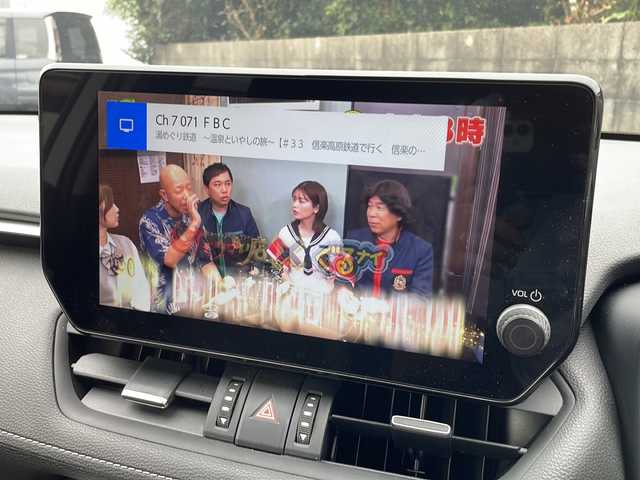 トヨタ ＲＡＶ４ 福井県 2024(令6)年 1.9万km プラチナホワイトパールマイカ ワンオーナー /パノラマルーフ/4WD/純正メモリナビゲーション/(Bluetooth)/フルセグテレビ /360°カメラ/黒革シート/プリクラッシュセーフティ/アダプティブクルーズコントロール/ブラインドスポットモニター/レーンキープアシスト/D席パワーシート /（シートメモリ付き）/USBポート/充電ポート/ETC2.0/ルーフレール/デジタルインナーミラー/純正18インチアルミホイール/LEDヘッドライト/LEDフォグランプ/クリアランスソナー /シートヒーター /エアーシート/スタリングヒーラー/オートハイビーム/オートライト/ステアリングリモコン/プッシュスタート/スマートキー/保証書/取扱説明書