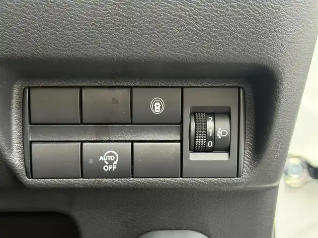 日産 デイズ X 愛知県 2023(令5)年 0.8万km パールⅡ /禁煙//ワンオーナー//純正9インチディスプレイオーディオ//BT/USB/iPod/HDMI/AM/FM//AndroidAuto/AppleCarPlay//インテリジェントアラウンドビューモニター//純正ドライブレコーダー//エマージェンシーブレーキ//クリアランスソナー//車線逸脱防止警報//標識認識//先行車発進お知らせ//ふらつき警報//横滑り防止//アイドリングストップ//オートリトラウィンカーミラー//オートライト//スマートキー//プッシュスタート//ベンチシート//ステアリングスイッチ//ヘッドライトレベライザー//ISOFIX//純正14AW//純正フロアマット//保証書//取扱説明書//ディーラー記録簿//スペアキー