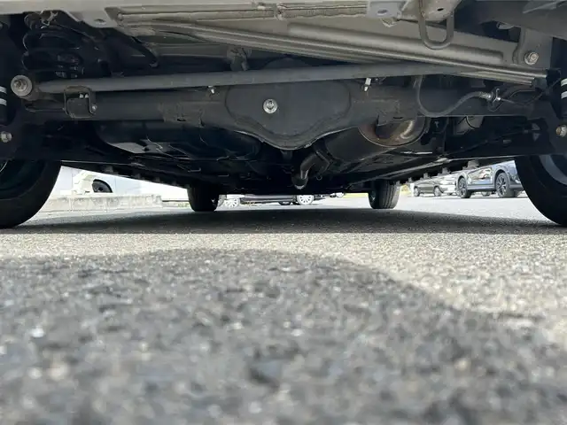 スズキ ソリオ バンディット HV MV 宮城県 2021(令3)年 4.7万km プレミアムシルバーメタリック/ブラック2トーンルーフ 全方位モニター付メモリーナビゲーション/・9インチディスプレイ/・地デジTV/・CD/DVD/・スマートフォン連携（AppleCarPlay/AndroidAuto）/・フロントカメラ/サイドカメラ/バックカメラ/・USBソケット/・ステアリングスイッチ/パワースライドドア（運転席側）/＝＝＝/ワンオーナー/セーフティサポート/・デュアルカメラブレーキサポート/・車線逸脱警報/・誤発進抑制機能/・後方誤発進抑制機能/・ふらつき警報/・先行車発進お知らせ機能/・全車速追従機能付アダプティブクルーズコントロール/・ハイビームアシスト/・標識認識機能/・後退時ブレーキサポート/・リアパーキングセンサー/ETC/両側パワースライドドア/運転席・助手席シートヒーター/純正エアロ/フルオートエアコン/ステアリングスイッチ/LEDヘッドランプ/15インチ純正AW/ドアバイザー/プッシュスタート＆スペアキー/純正フロアマット