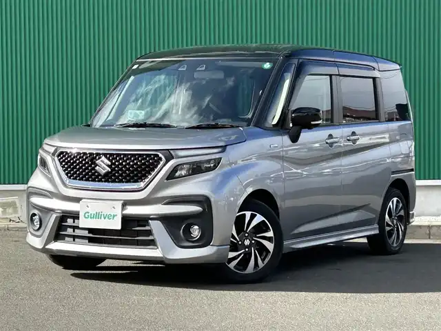 スズキ ソリオ バンディット HV MV 宮城県 2021(令3)年 4.7万km プレミアムシルバーメタリック/ブラック2トーンルーフ 全方位モニター付メモリーナビゲーション/・9インチディスプレイ/・地デジTV/・CD/DVD/・スマートフォン連携（AppleCarPlay/AndroidAuto）/・フロントカメラ/サイドカメラ/バックカメラ/・USBソケット/・ステアリングスイッチ/パワースライドドア（運転席側）/＝＝＝/ワンオーナー/セーフティサポート/・デュアルカメラブレーキサポート/・車線逸脱警報/・誤発進抑制機能/・後方誤発進抑制機能/・ふらつき警報/・先行車発進お知らせ機能/・全車速追従機能付アダプティブクルーズコントロール/・ハイビームアシスト/・標識認識機能/・後退時ブレーキサポート/・リアパーキングセンサー/ETC/両側パワースライドドア/運転席・助手席シートヒーター/純正エアロ/フルオートエアコン/ステアリングスイッチ/LEDヘッドランプ/15インチ純正AW/ドアバイザー/プッシュスタート＆スペアキー/純正フロアマット