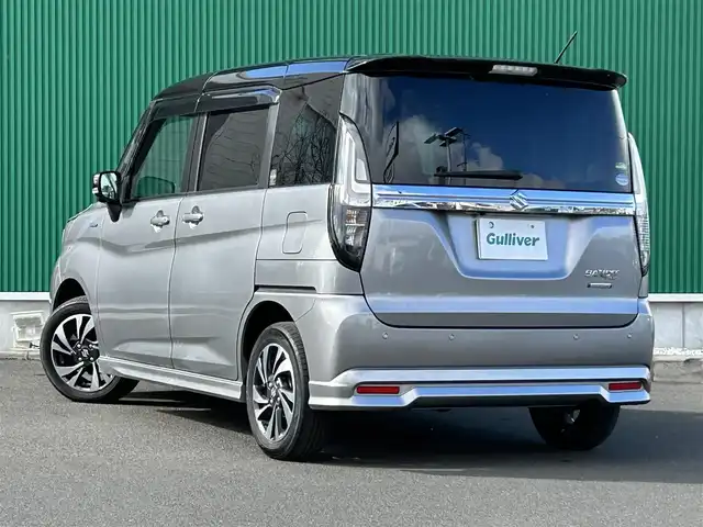 スズキ ソリオ バンディット HV MV 宮城県 2021(令3)年 4.7万km プレミアムシルバーメタリック/ブラック2トーンルーフ 全方位モニター付メモリーナビゲーション/・9インチディスプレイ/・地デジTV/・CD/DVD/・スマートフォン連携（AppleCarPlay/AndroidAuto）/・フロントカメラ/サイドカメラ/バックカメラ/・USBソケット/・ステアリングスイッチ/パワースライドドア（運転席側）/＝＝＝/ワンオーナー/セーフティサポート/・デュアルカメラブレーキサポート/・車線逸脱警報/・誤発進抑制機能/・後方誤発進抑制機能/・ふらつき警報/・先行車発進お知らせ機能/・全車速追従機能付アダプティブクルーズコントロール/・ハイビームアシスト/・標識認識機能/・後退時ブレーキサポート/・リアパーキングセンサー/ETC/両側パワースライドドア/運転席・助手席シートヒーター/純正エアロ/フルオートエアコン/ステアリングスイッチ/LEDヘッドランプ/15インチ純正AW/ドアバイザー/プッシュスタート＆スペアキー/純正フロアマット