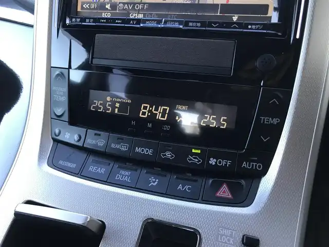 トヨタ ヴェルファイア 2．4Z ゴールデンアイズ 栃木県 2012(平24)年 14.4万km ブラック (株)IDOMが運営する【じしゃロン小山店】の自社ローン対象車両になります。こちらは現金ご利用時の価格です。/自社ローンご希望の方は別途その旨お申付け下さい。//社外フルセグナビ/（CD/DVD/AM/FMラジオ）/(Bluetooth)/スマートキー/プッシュスタート/バックカメラ/ＥＴＣ/両側パワースライドドア/パワーバックドア/クルーズコントロール/コーナーセンサー/オットマン/フリップダウンモニター/ステアリングリモコン/電動格納ドアミラー/パワーウインドウ/オートライト/自動防眩ミラー