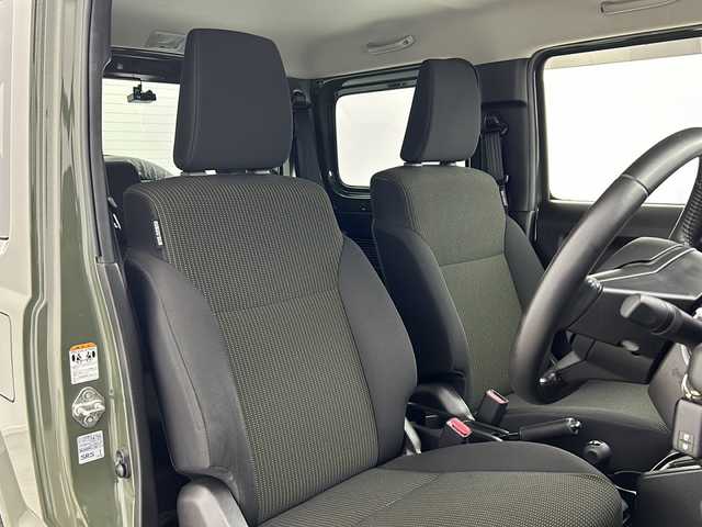 スズキ ジムニー XC 大阪府 2019(令1)年 3.3万km ジャングルグリーン 純正8型ナビ/【フルセグTV/Bluetooth/CD/DVD/SDサーバー】/バックカメラ/デュアルカメラブレーキサポート/クルーズコントロール/ヒルホールドコントロール/ヘッドライトウォッシャー/ヒーテッドミラー/ヒルホールドコントロール/ヒルディセントコントロール/車線逸脱抑制機能/車線逸脱警報機能/オートマチックハイビーム/LEDヘッドライト/オートライト/パートタイム4WD/ターボ/スマートキー/スペアキー1本/保証書/取扱説明書/点検記録簿