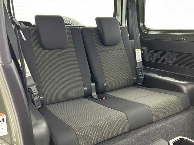 スズキ ジムニー XC 大阪府 2019(令1)年 3.3万km ジャングルグリーン 純正8型ナビ/【フルセグTV/Bluetooth/CD/DVD/SDサーバー】/バックカメラ/デュアルカメラブレーキサポート/クルーズコントロール/ヒルホールドコントロール/ヘッドライトウォッシャー/ヒーテッドミラー/ヒルホールドコントロール/ヒルディセントコントロール/車線逸脱抑制機能/車線逸脱警報機能/オートマチックハイビーム/LEDヘッドライト/オートライト/パートタイム4WD/ターボ/スマートキー/スペアキー1本/保証書/取扱説明書/点検記録簿